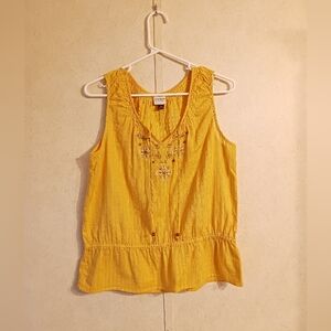Sonoma Brand Cotton Tank Top Blouse Embroidered Peasant Top Ruffle Hem Peplum